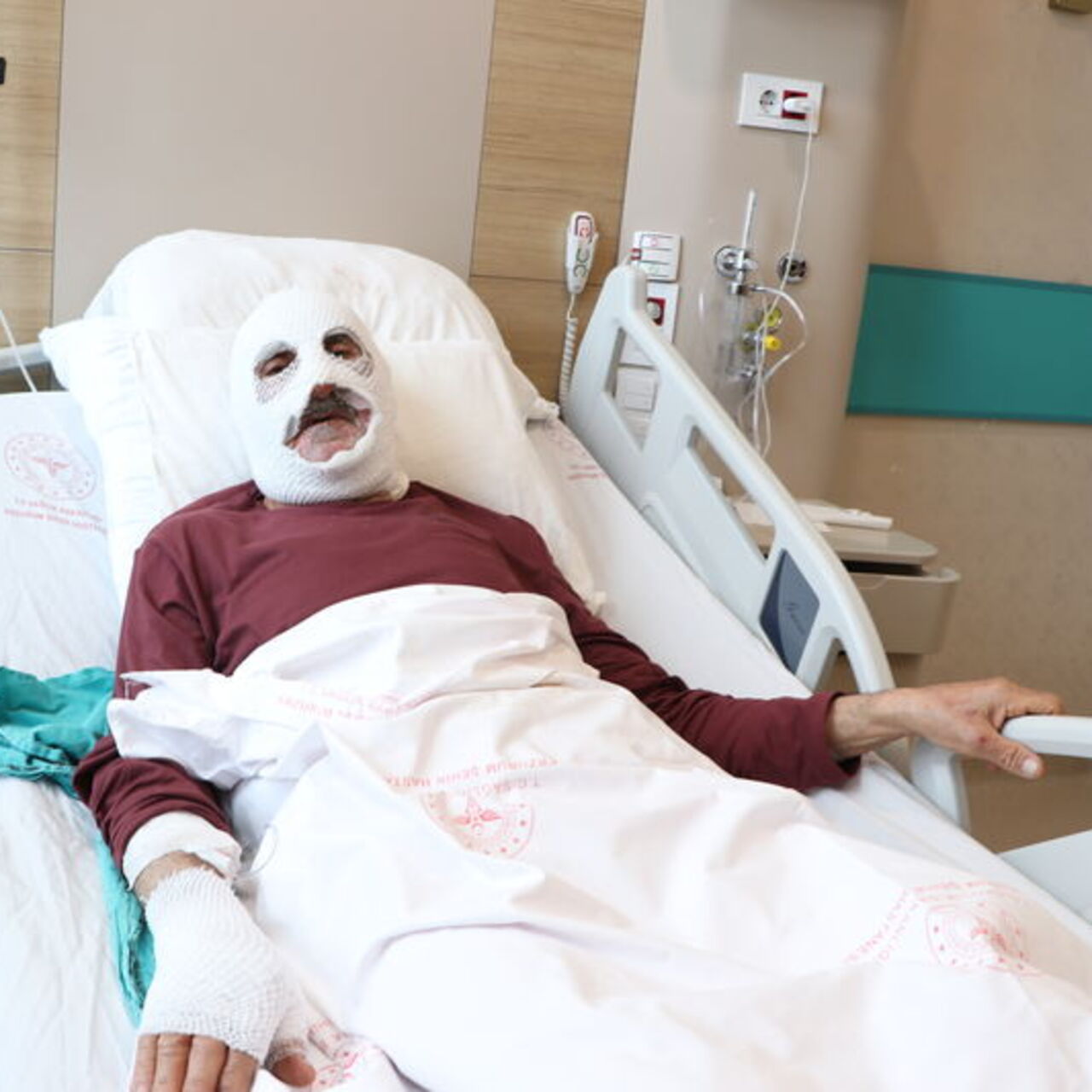 “Güm diye bir parlama oldu!” Çakmakla tüpü kontrol etti!