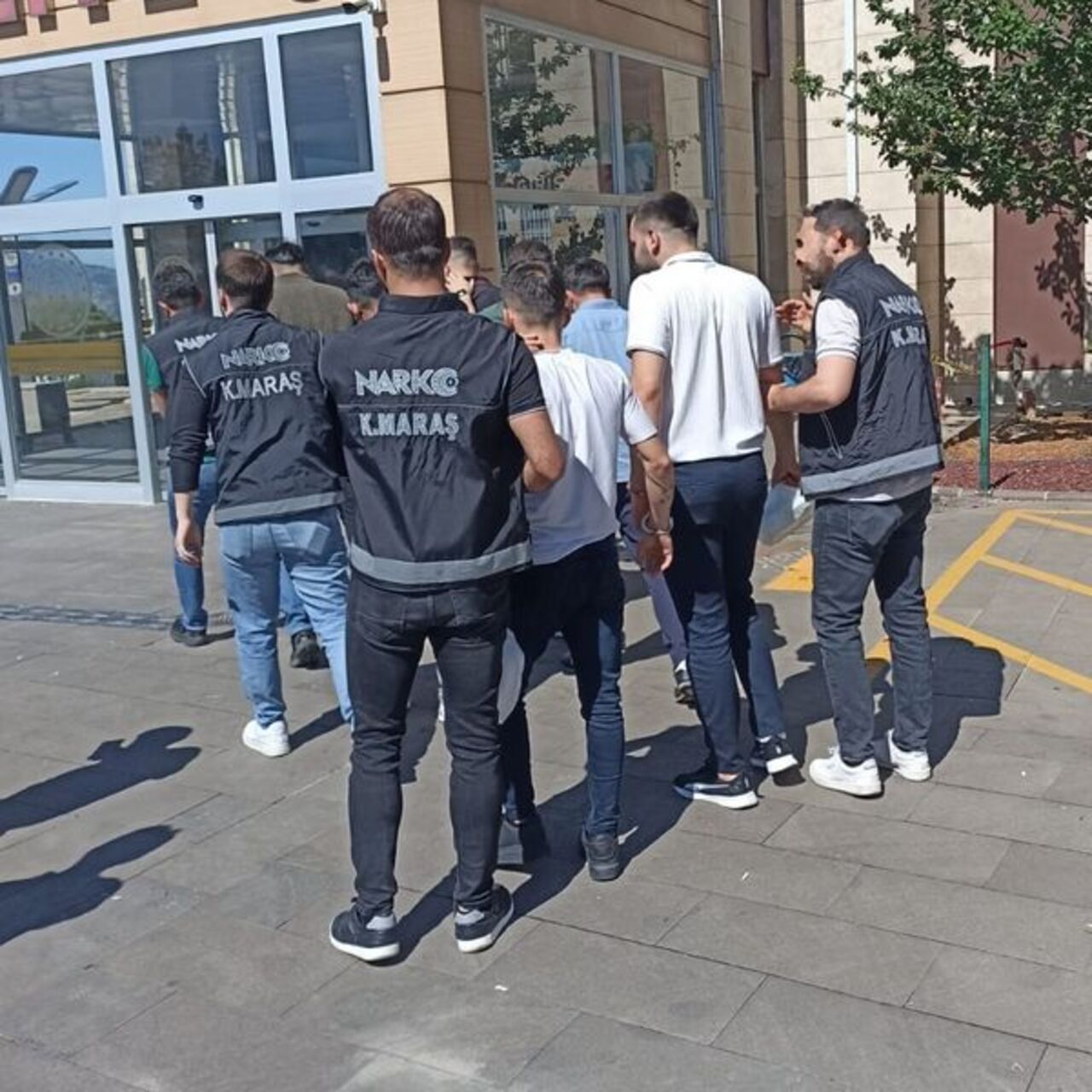 Kahramanmaraş’ta uyuşturucu operasyonu: 13 tutuklama