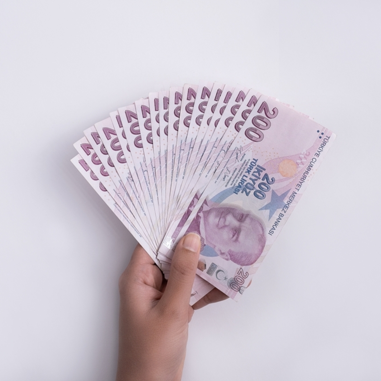 Evlenecek çiftlere indirim sunan 20 marka