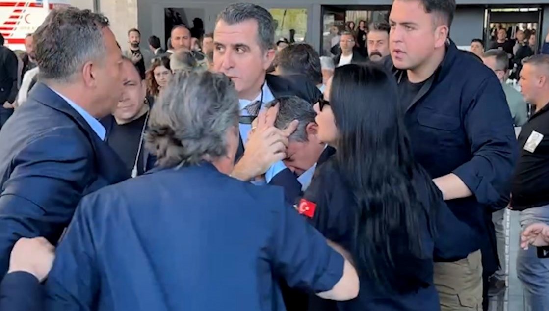 Özgür Özel’e saldırı önlenebilir miydi? “Tehlike ben geliyorum” demiş