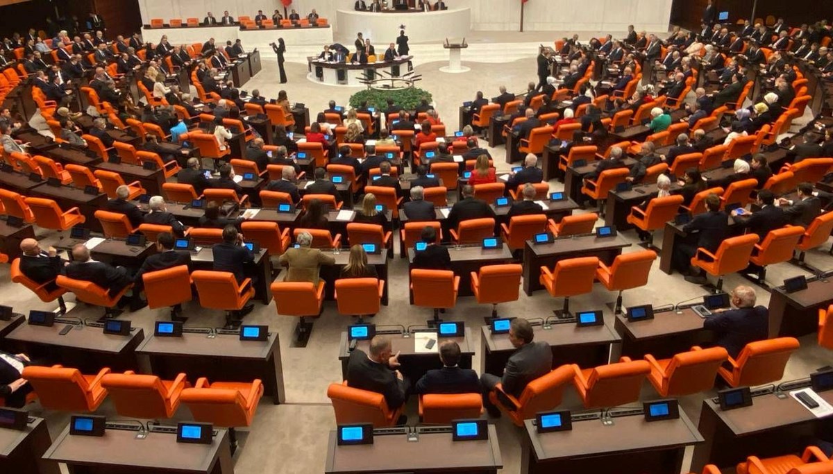 Yeni dokunulmazlık dosyaları Meclis’te