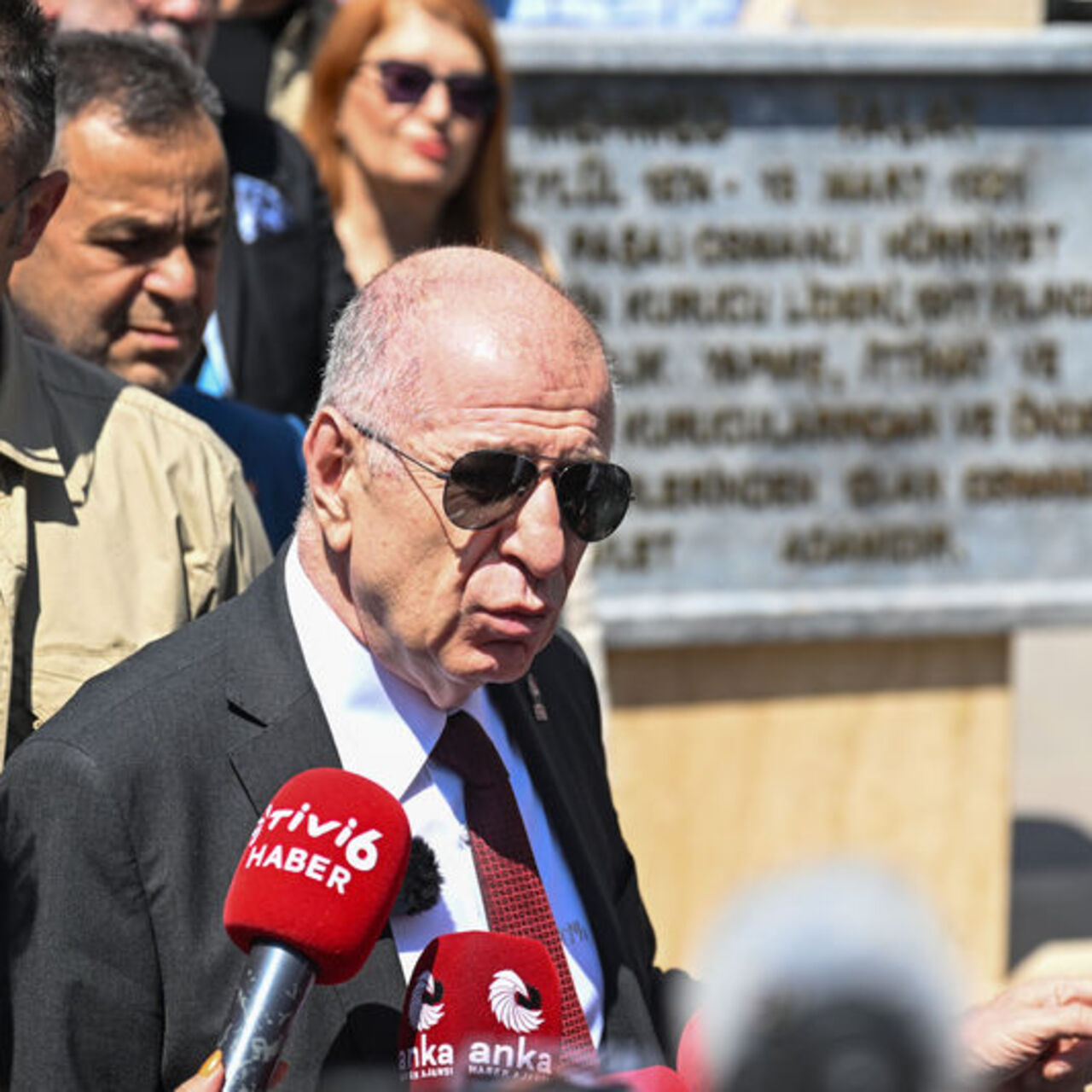Özdağ’dan ‘Talat Paşa Anıtı’na ziyaret