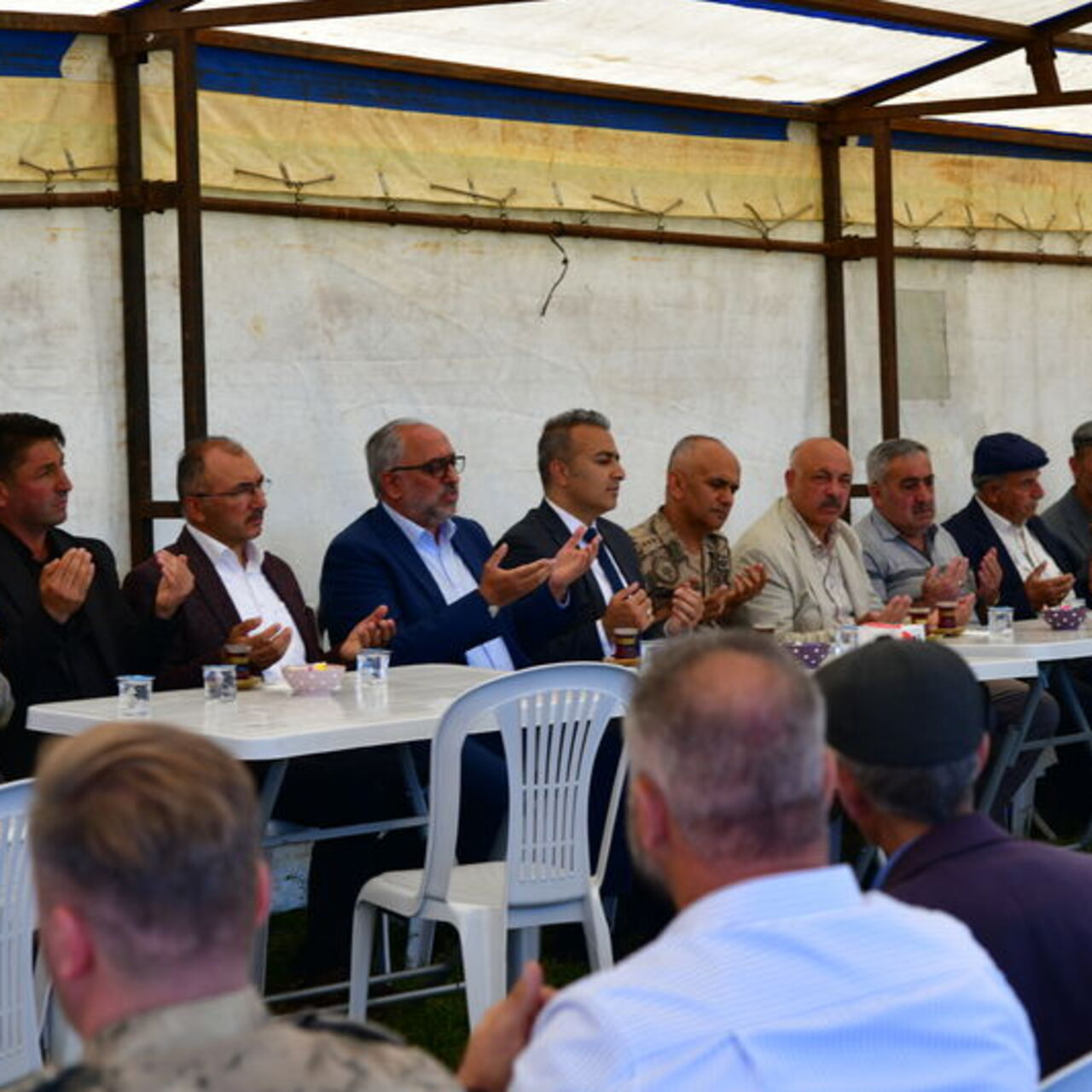 Ardahan’da husumetli iki aile barıştırıldı