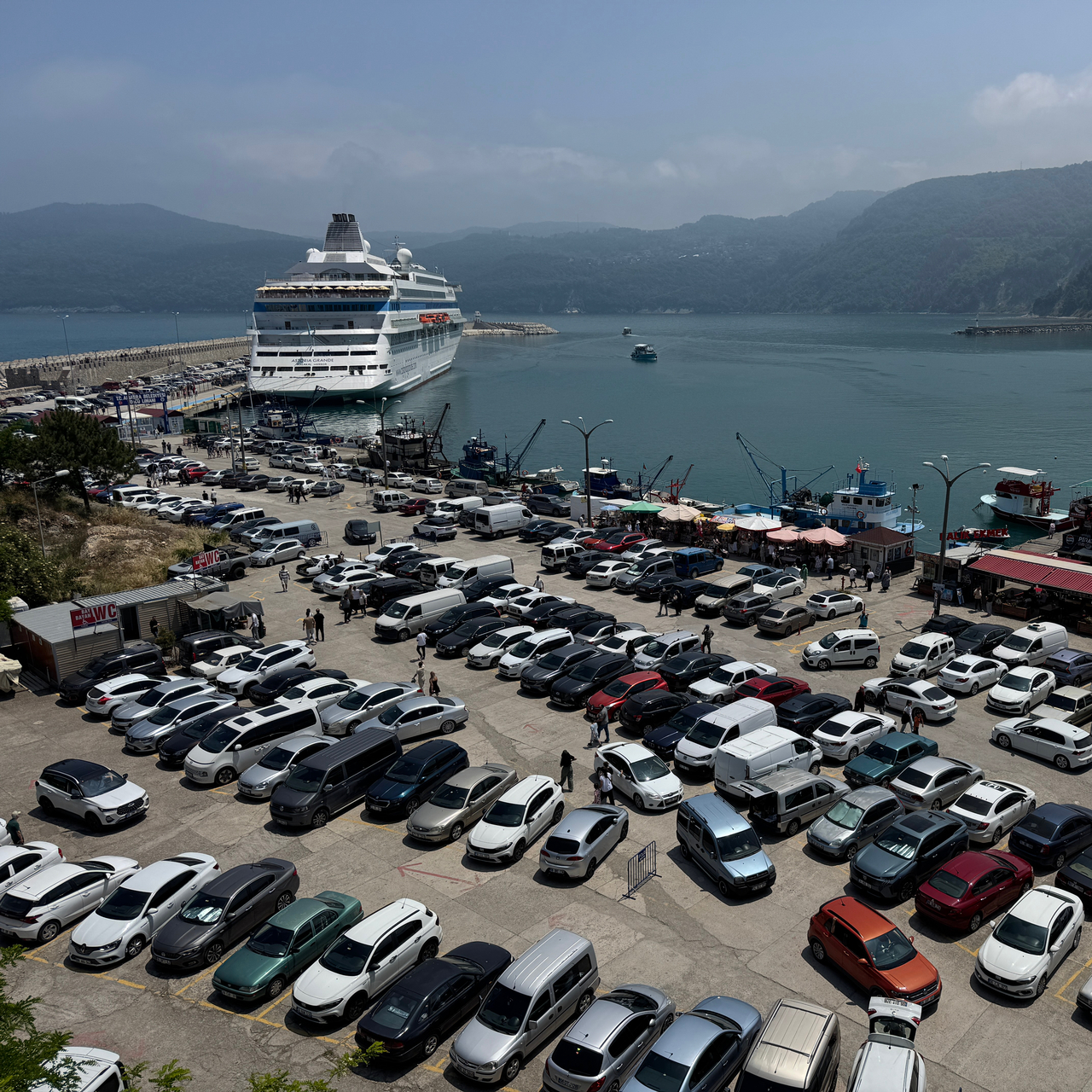 Amasra nüfusunun 10 katı ziyaretçiyi ağırlıyor!