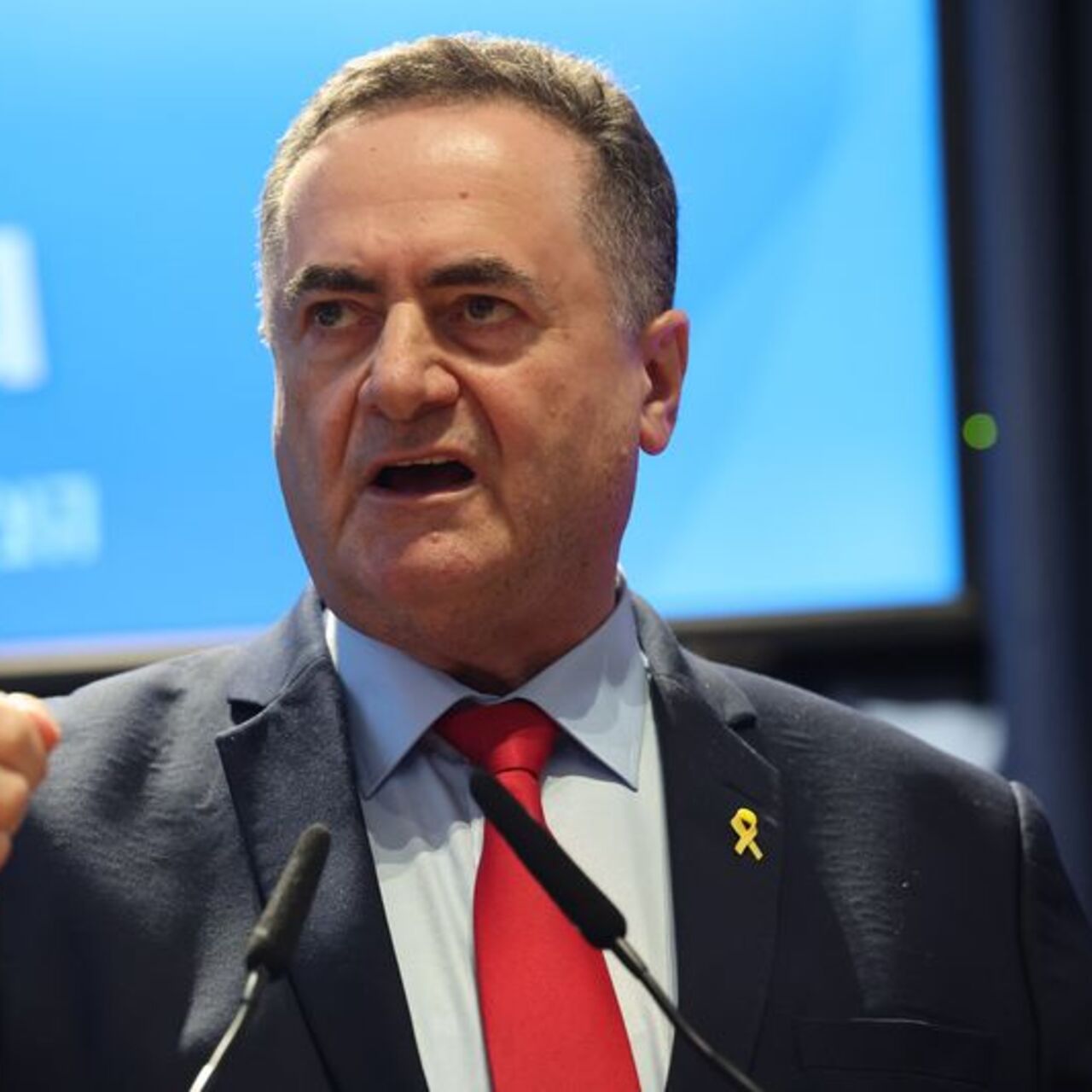 İsrail Şara’yı hedef aldı: Saldırı tehdidinde bulundu