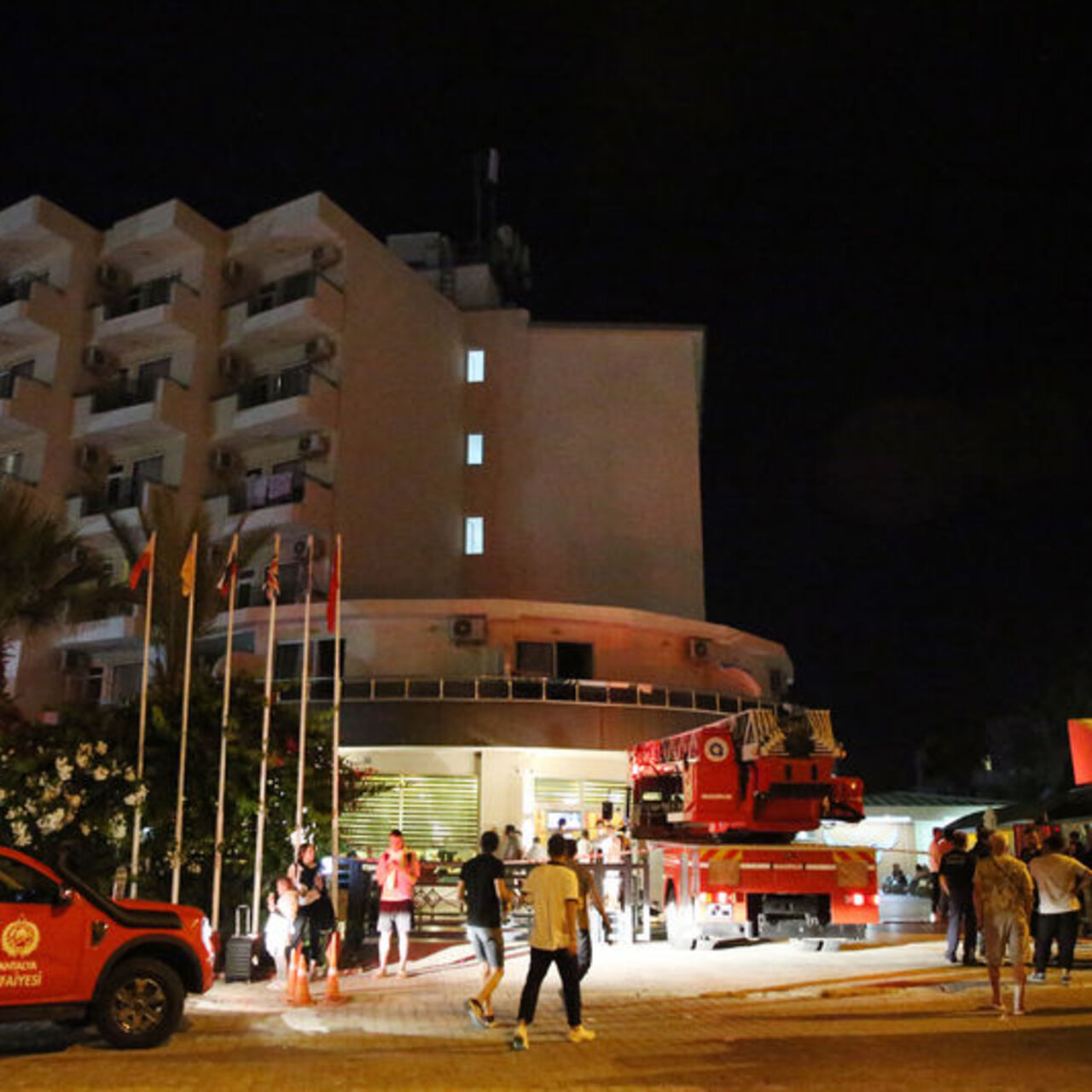 Alanya’da otelde yangın paniği