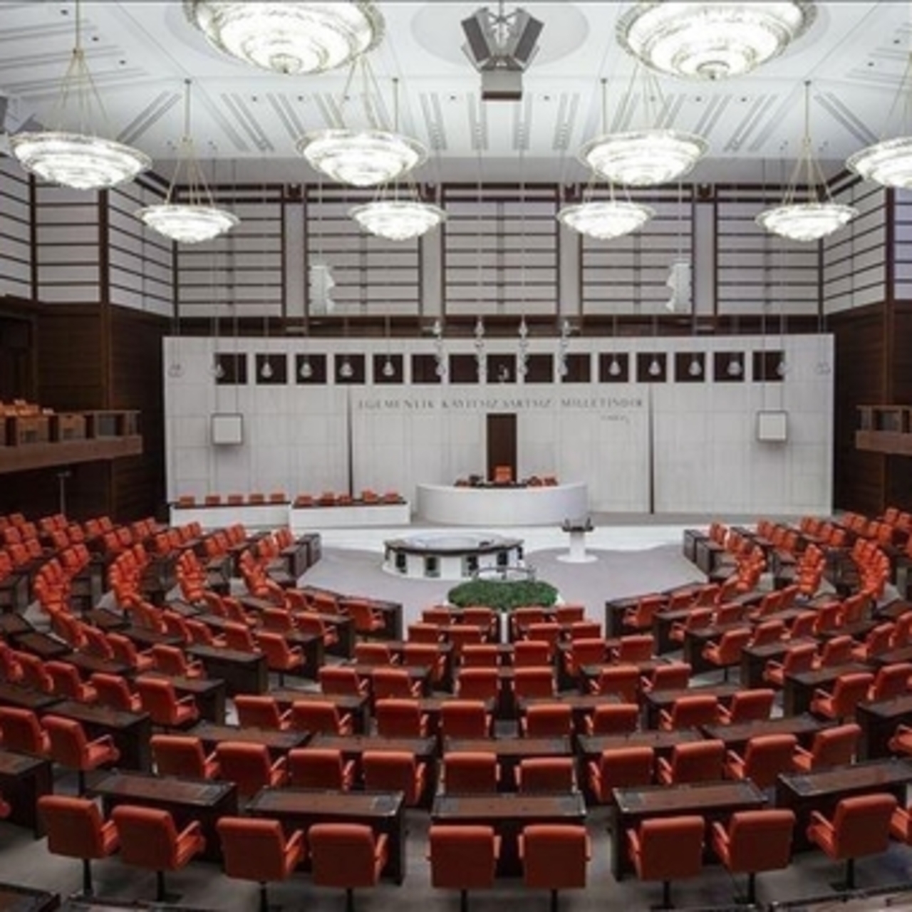 Meclis ne zaman kapanacak?