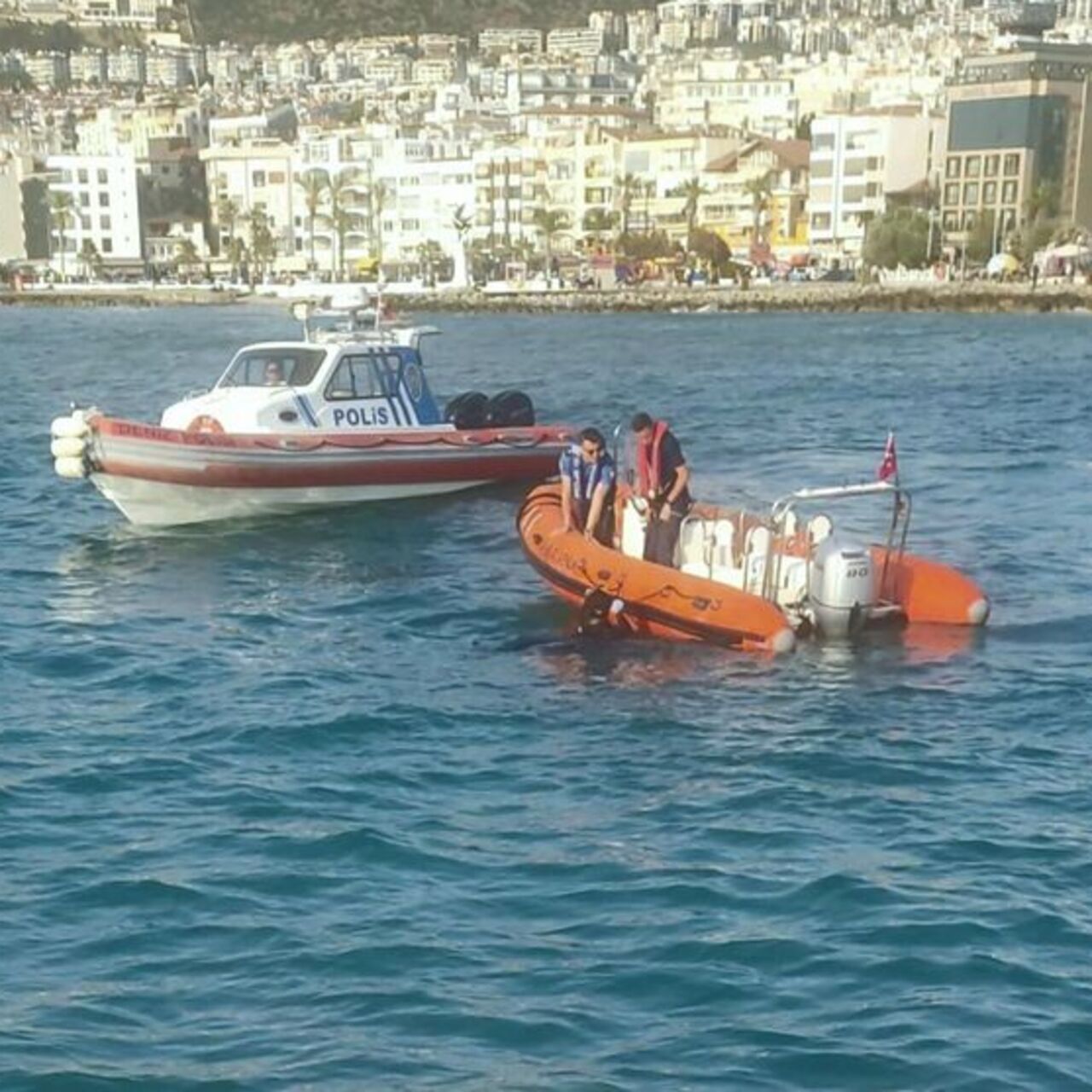 Kuşadası’nda denizde cansız beden bulundu