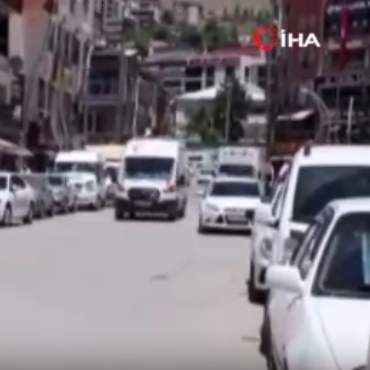 Askeri araç kaza yaptı! 8 asker yaralı