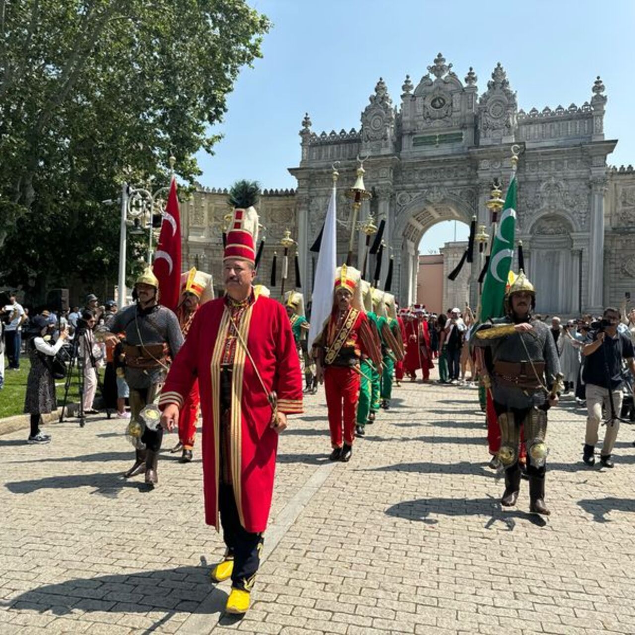 Dolmabahçe Sarayı’nda mehteran gösterileri