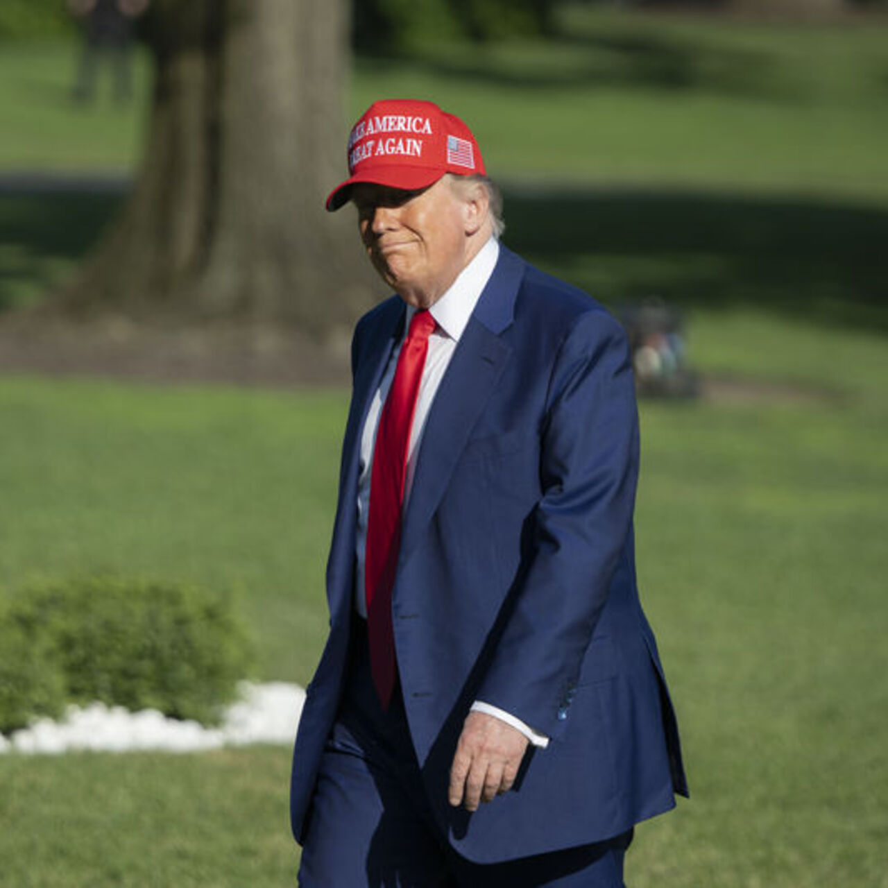 Trump’ın İran’a saldırı kararına peş peşe tepkiler