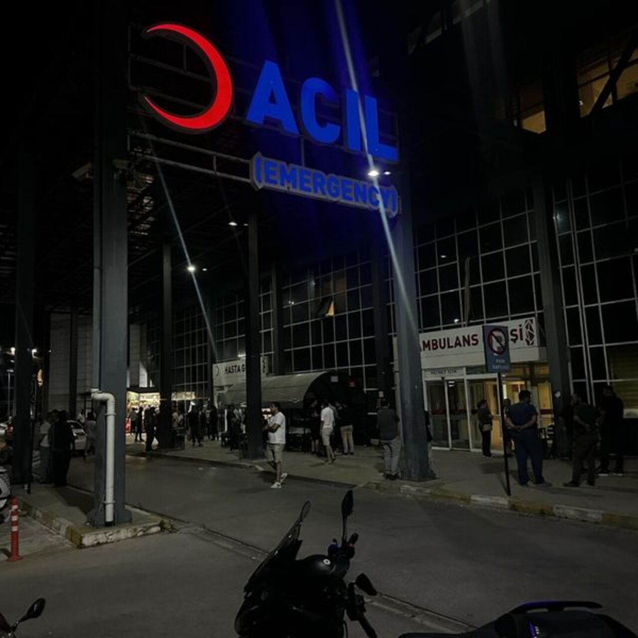 Motosiklet ile kamyon çarpıştı: 2 yaralı
