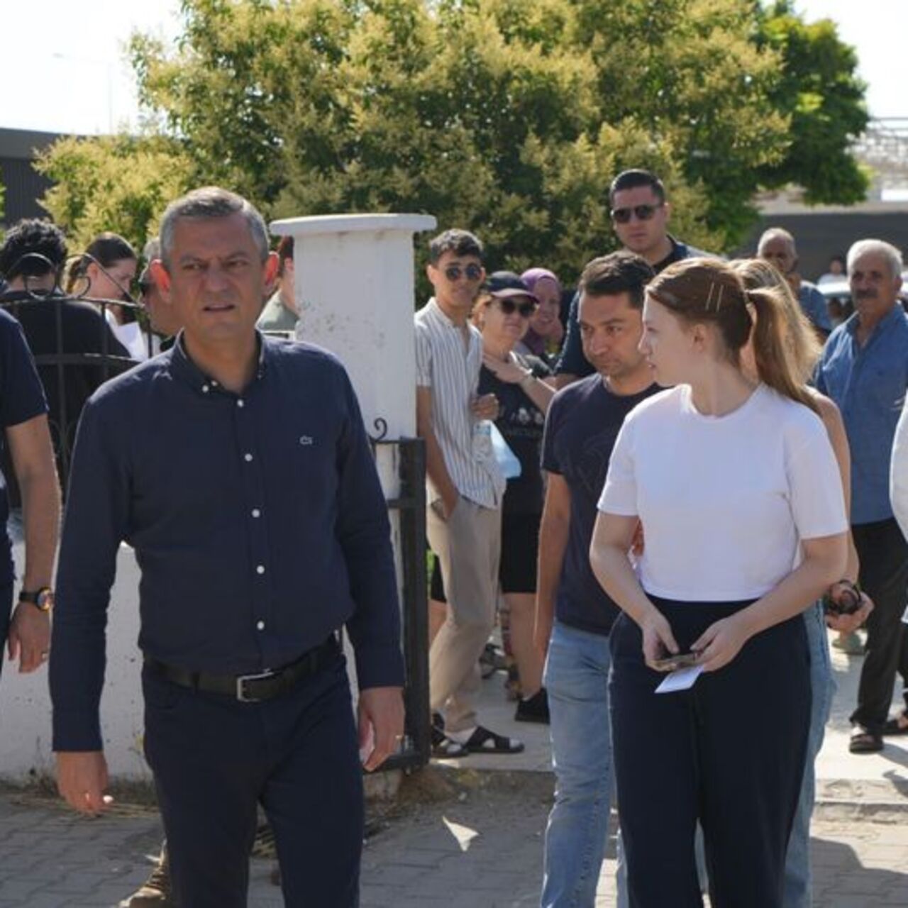 Nehir Zeyrek’i yine yalnız bırakmadı