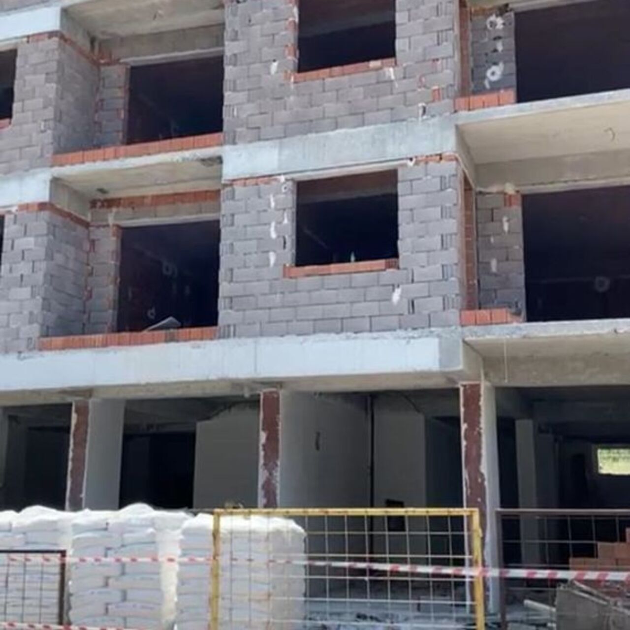 İnşaatın 5. katından düşen işçi öldü