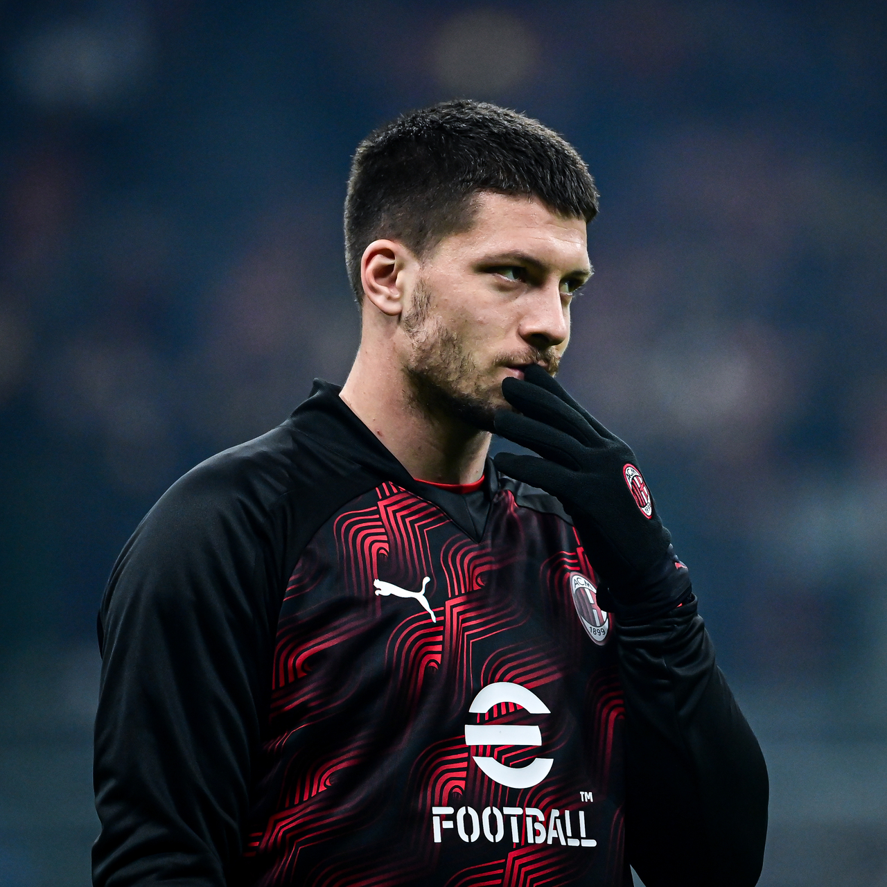 Milan’dan Luka Jovic kararı!