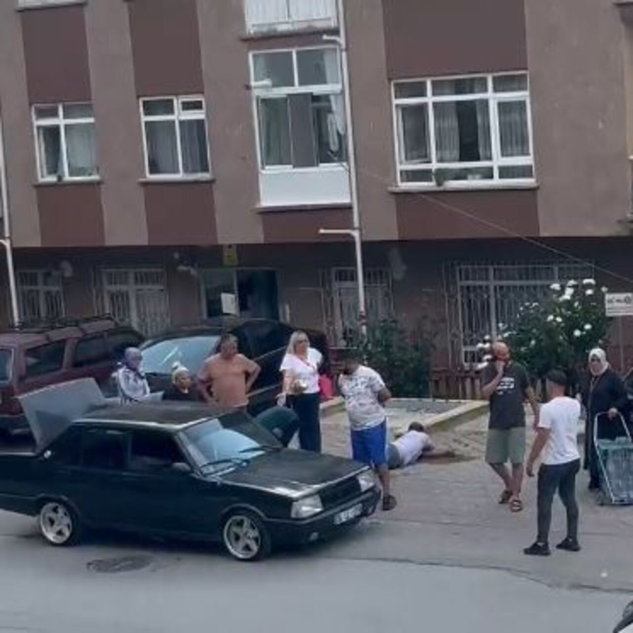 Başkent’te dehşet! Uyuşturucu krizinden 2 kişi öldü!