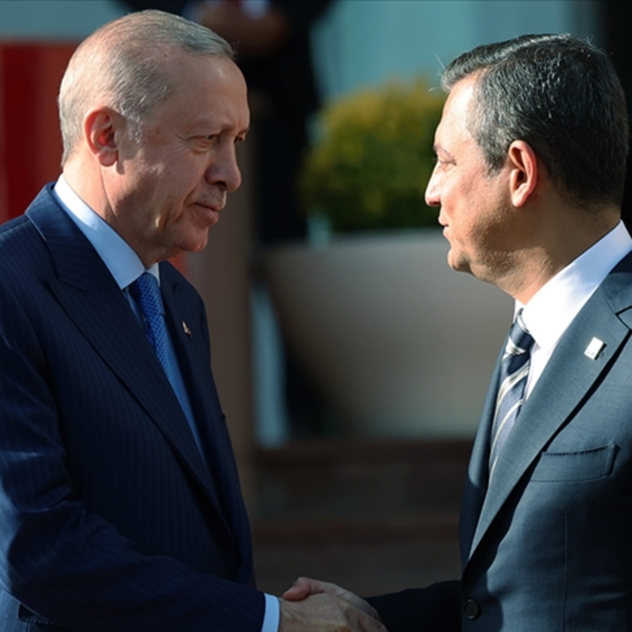 Cumhurbaşkanı Erdoğan’dan Özel’e telefon