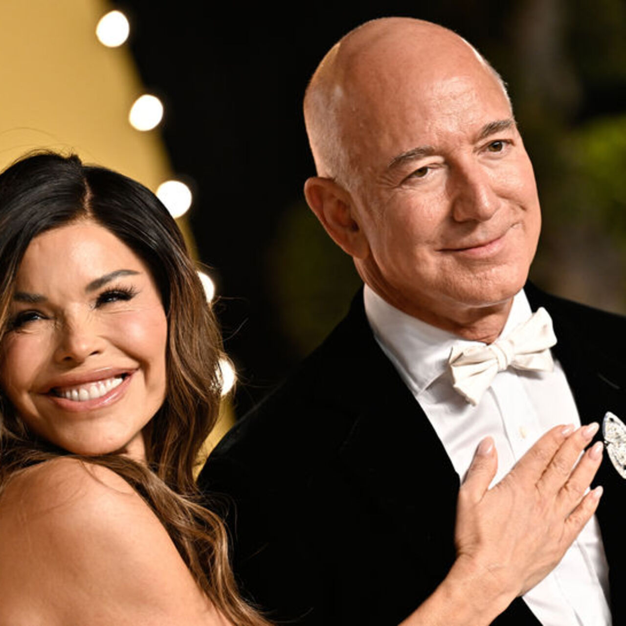 Jeff Bezos’un yapacağı düğün protesto edildi