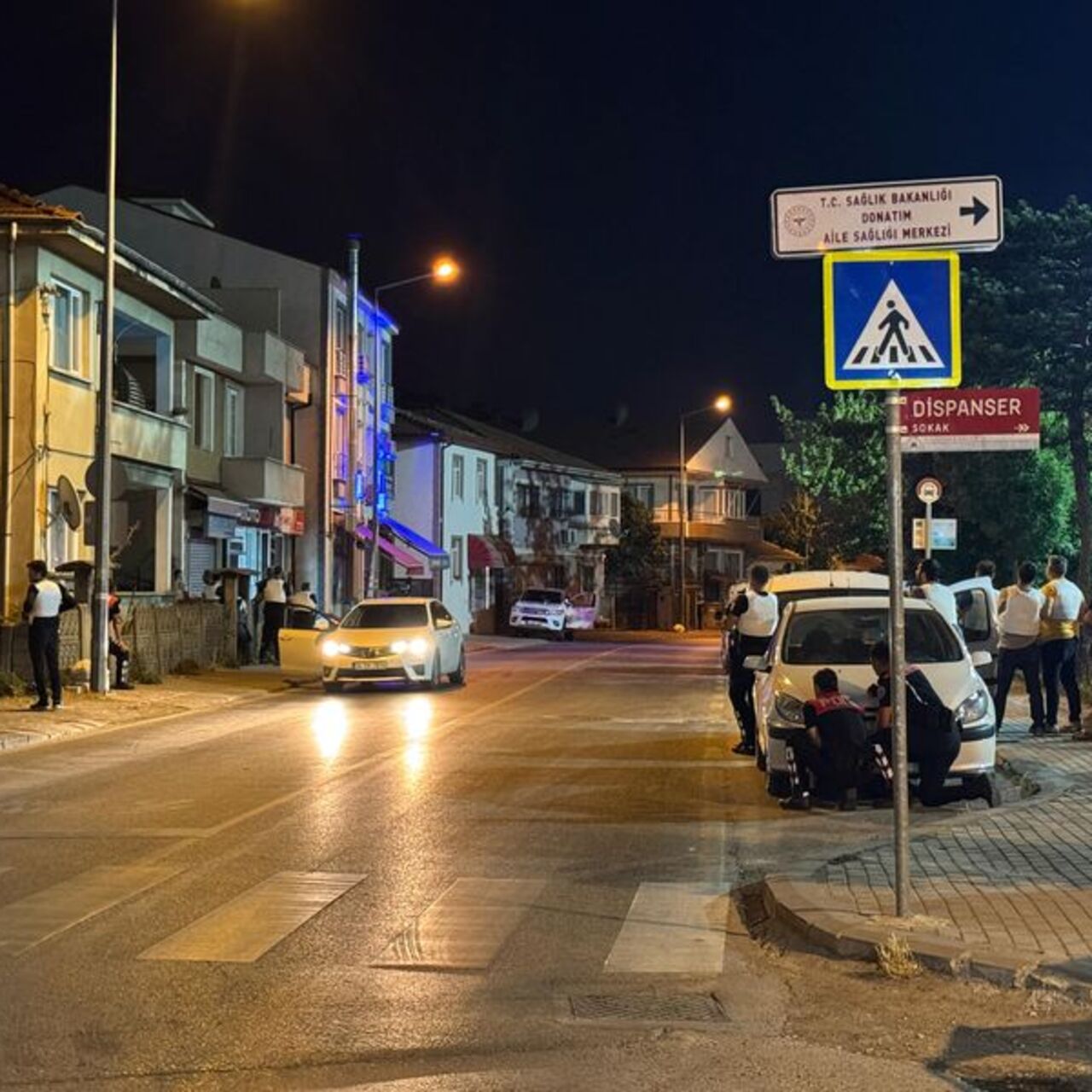 Polislere ateş açan şüpheli bacağından vuruldu
