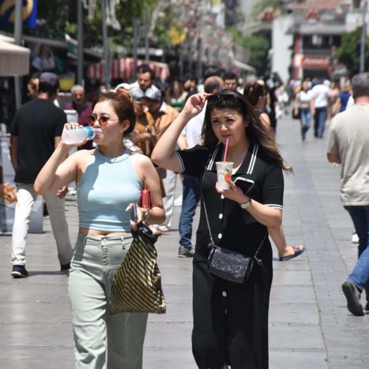 Meteoroloji’den sıcaklık açıklaması! Çarşambaya dikkat!