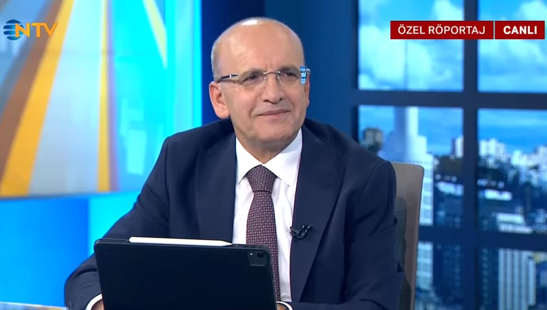 Bakan Şimşek NTV’de konuşuyor”: Enflasyon düşüyor ve düşmeye devam edecek”: